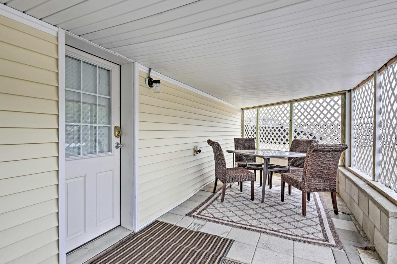 Old Orchard Beach Home With Patio Walk To Beach Extérieur photo